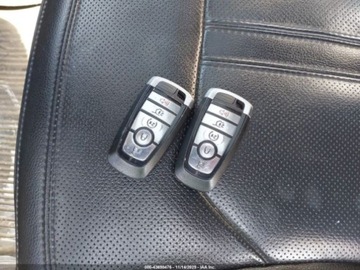 Ford Expedition III 2021 Ford Expedition 2021 Ford Expedition Max Limited 4x4 3.5 Benzyna 375KM, zdjęcie 14