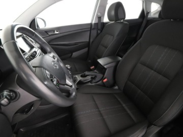 Hyundai Tucson III SUV 1.6 GDI 132KM 2018 Hyundai Tucson navi kamera grzane fotele tempomat, zdjęcie 12