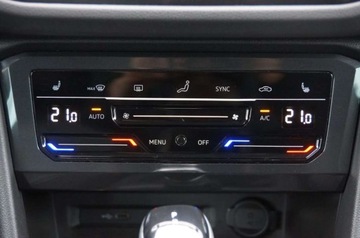 Volkswagen Tiguan II SUV Facelifting 2.0 TDI 150KM 2022 Volkswagen Tiguan 2.0 TDI CR 150 KM DSG, Kamera, Virtual, Salon PL, FV23,, zdjęcie 15