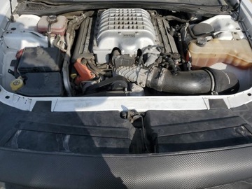 Dodge Challenger III 2018 Dodge Challenger SRT Hellcat 2018 6.2l 6.2 Benzyna 707KM, zdjęcie 6