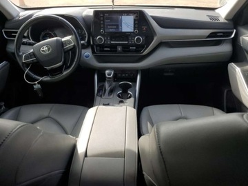 Toyota Highlander III 2021 Toyota Highlander Hybrid XLE 2021 2.5l 2.5 Hybryda 243KM, zdjęcie 8