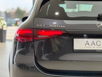 Mercedes GLC C254/X254 Coupe Plug-In 2.0 300de 333KM 2024 Mercedes-Benz GLC 300 4-Matic Avantgarde / 1właści, zdjęcie 37