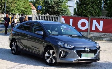 Hyundai IONIQ Electric Synchroniczny z magnesami stałymi 120KM 2019 Hyundai IONIQ Zarejestrowany JAK NOWY Elektryczny 120KM, zdjęcie 1