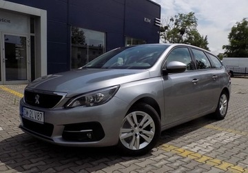 Peugeot 308 II SW Facelifting 1.2 PureTech 130KM 2020 Peugeot 308 1.2 Benzyna 130KM