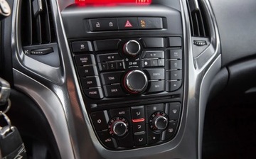 Opel Astra J Sports Tourer 1.7 CDTI ECOTEC 125KM 2011 Opel Astra 1,7CDTI COSMO Chip na 155KM Xenon Ledy Pol Skora Full Alu Polec, zdjęcie 20