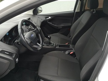 Ford Focus III Kombi Facelifting 1.0 EcoBoost 100KM 2017 Ford Focus 1.0 ECOBOST 100KM Klima Isofix P. fote, zdjęcie 15