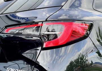 Suzuki 2024 Suzuki Swace Elegance 1.8 Hybrid E-CVT 2WD Black Mica Auto demonstracyjne, zdjęcie 11