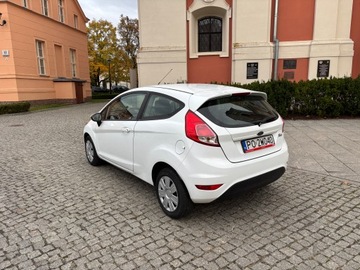 Ford Fiesta VII 2013 Ford Fiesta 1.25 benzyna Biała perełka, zdjęcie 6
