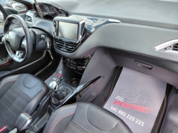 Peugeot 2008 I SUV Facelifting 1.6 BlueHDi 120KM 2018 Peugeot 2008 GT-Line Navi Klimatronik Sensor Elektryka PDC Alu 1.6 Diesel, zdjęcie 12