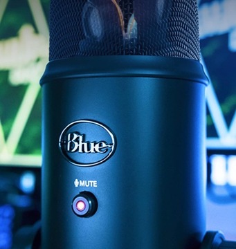 USB-конденсаторный микрофон BLUE YETI BLACKOUT для потоковой передачи