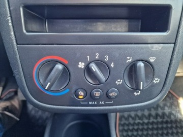 Opel Corsa C 1.0 ECOTEC 58KM 2002 Opel Corsa 1.0 Benzyna 58 KM, Klimatyzacja,, zdjęcie 14