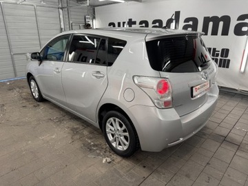 Toyota Verso Minivan 1.8 Valvematic 147KM 2010 Toyota Verso duze rodzinne 7osobowe przestronne auto w benzynie i automac, zdjęcie 4