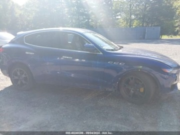 Maserati Levante 2019 Maserati Levante Gransport 2019 3.0l 3.0 Benzyna 345KM, zdjęcie 1