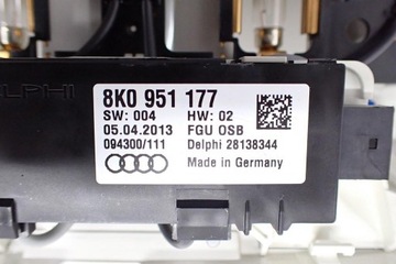 LAMPA INTERIÉR KABINY SKŘÍŇKA 8T0947135BF AUDI A5 8T A4 B8 FACELIFT 13R