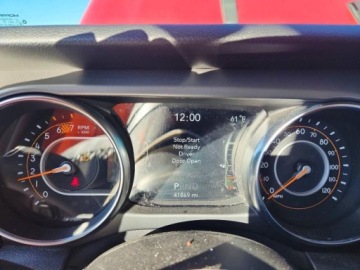 Jeep Wrangler IV 2021 Jeep Wrangler Sport 2021 2.0 Benzyna 270KM, zdjęcie 9