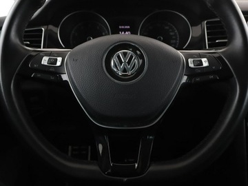 Volkswagen Golf Sportsvan Sportsvan 1.2 TSI BlueMotion Technology 110KM 2017 Volkswagen Golf Sportsvan automat navi PDC grzane, zdjęcie 20