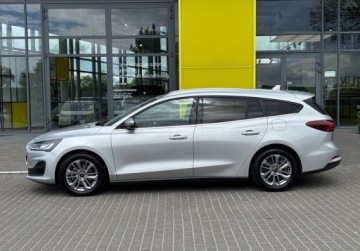 Ford Focus IV Kombi Facelifting 1.0 EcoBoost 125KM 2024 Ford Focus 1.0 EcoBoost Hyb 125KM TitaniumX Pakiet Winter SalonPL FV23 Gwa, zdjęcie 9
