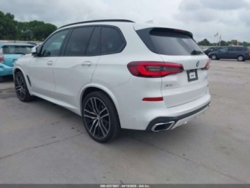 BMW X5 G05 2022 BMW X5 sdrive40i, 2022r., 3.0L 3.0 Benzyna 335KM, zdjęcie 3