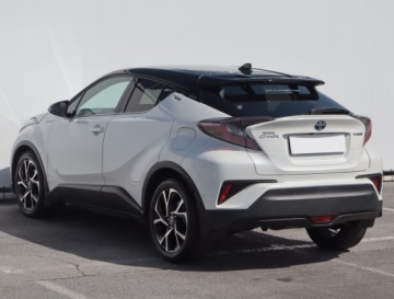 Toyota C-HR I Crossover 1.8 Hybrid 122KM 2018 Toyota C-HR 1.8 Hybrid, Salon Polska, Serwis ASO, zdjęcie 3