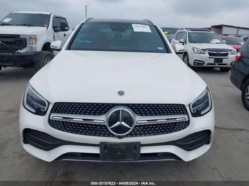 Mercedes GLC C253 2021 Mercedes-Benz GLC 2021r, 300, 4Matic, 2.0L 2.0 Benzyna 255KM, zdjęcie 1
