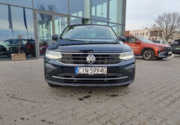 Volkswagen Tiguan II SUV Facelifting 1.5 TSI 150KM 2021 Volkswagen Tiguan 2021 1.5TSI 150KM 40.665km Salon Polska 1wl Bezwypadkowy, zdjęcie 1