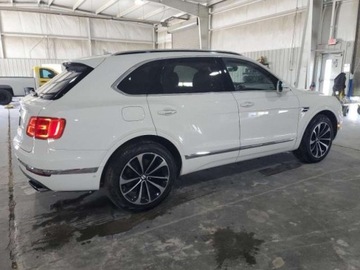 Bentley Bentayga 2018 Bentley Bentayga Bentley Bentayga W12 Signature AWD, od ubezpieczalni 6.0, zdjęcie 3