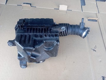 HYUNDAI I30 1.4 B POUZDRO FILTRU VZDUCHU 28110-F2000