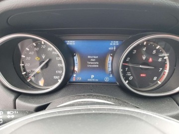 Maserati Levante 2018 Maserati Levante 2018 3.0l 3.0 Benzyna 345KM, zdjęcie 9