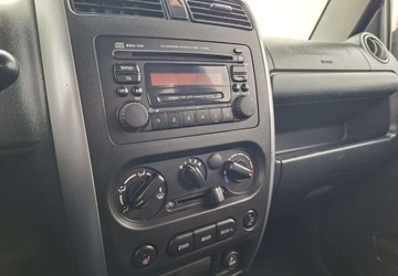 Suzuki Jimny III Standard 1.3 VVT 85KM 2007 Suzuki Jimny Suzuki Jimny 1.3 Benzyna 86KM, zdjęcie 12