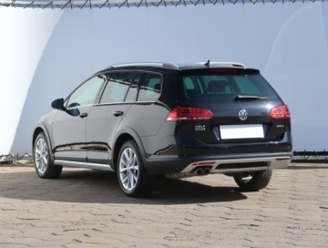 Volkswagen Golf VII Variant 2.0 TDI CR DPF BlueMotion Technology 150KM 2015 VW Golf 2.0 TDI, Salon Polska, 4X4, Navi, Xenon, zdjęcie 3