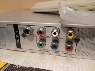 JVC XV-N472 + пульт дистанционного управления