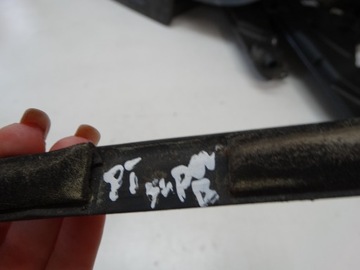 LIŠTA DVEŘE CHRÓM PRAVÝ ZADNÍ SKODA SUPERB II SEDAN