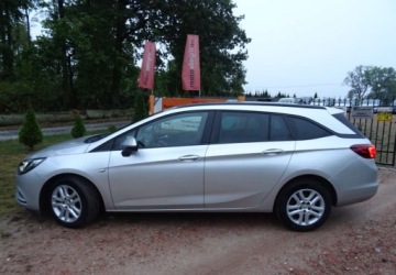 Opel Astra K Sports Tourer 1.6 CDTI 136KM 2018 Opel Astra 1.6cdti,automat,klima,zarejest 1.6 Diesel 136KM, zdjęcie 8