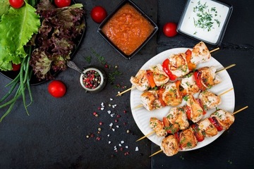 ТАРЕЛКИ БЕЛЫЕ БУМАЖНЫЕ 100 ШТ. 18 СМ В ДИАМЕТРЕ