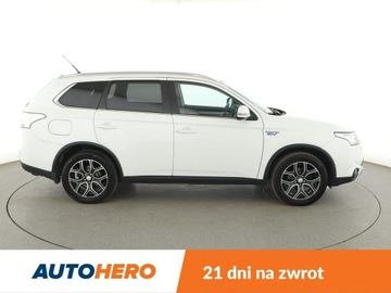 Mitsubishi Outlander III 2015 Mitsubishi Outlander PHEV Hak Navi Kamera cofania, zdjęcie 8