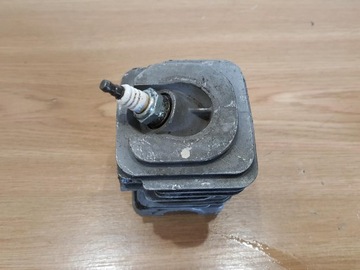 HUSQVARNA 236 CYLINDER TŁOK KOMPLET