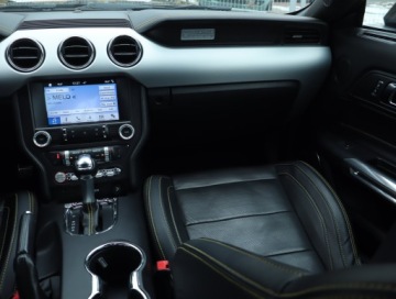 Ford Mustang VI Convertible 5.0 Ti-VCT 421KM 2017 Ford Mustang GT V8 5.0, Salon Polska, Serwis ASO, zdjęcie 7