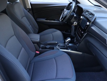  SsangYong Tivoli 1.5 T-GDI, Salon Polska, zdjęcie 8