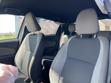Toyota Yaris III Hatchback 5d Facelifting 2017 1.5 Hybrid 100KM 2020 Toyota Yaris Automat Hybryda Klimatronik Kamera, zdjęcie 9