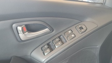 Hyundai ix35 SUV Theta 2.0 MPI 163KM 2010 Hyundai ix35 ix35 2.0 benzyna Kamera Navi MOZLIWA ZAMIANA 2.0 Benzyna, zdjęcie 12