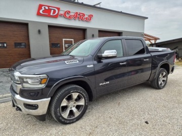 Dodge Ram V 5.7 HEMI 401KM 2021 Dodge RAM Ful Opcja przebieg 4 tys km 5.7 Benzyna zarejestrowany 1 wlascic, zdjęcie 3