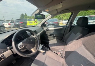 Opel Astra H Kombi 1.7 CDTI ECOTEC 100KM 2008 Opel Astra Po wymianie rozrzadu 1.7 Diesel 100KM, zdjęcie 11