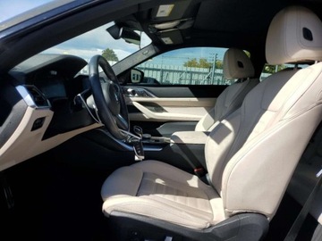 BMW Seria 4 G22-23-26 2022 BMW Seria 4 2022, 3.0L, 4x4, M440XI, po gradobiciu 3.0 Benzyna 382KM, zdjęcie 7
