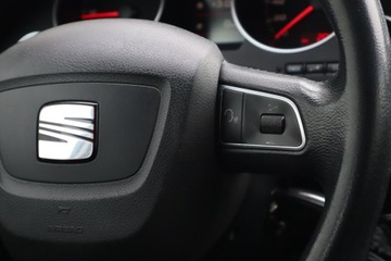 Seat Exeo ST 2.0 TDI CR DPF 143KM 2011 Seat Exeo 2.0 TDI, Navi, Xenon, Klima, zdjęcie 14