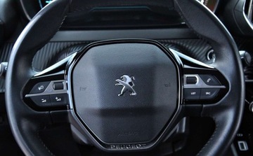 Peugeot 208 II e-208 Elektryczny 136KM 2021 Peugeot 208 e 208 Apple car Android auto Asystent pasa ruchu 136KM, zdjęcie 22