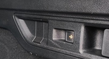 Volkswagen Passat B8 Variant Facelifting 2.0 TDI SCR 150KM 2025 Volkswagen Passat Business 2.0 TDI 150KM DSG, FV 2, zdjęcie 26