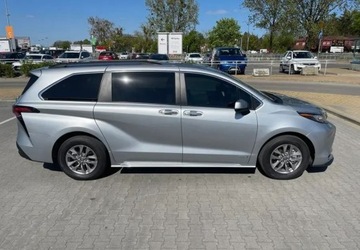 Toyota Sienna III 2021 Toyota Sienna XLE Hybrid 8 osobowa Stan Perfek..., zdjęcie 11