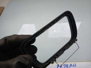 MITSUBISHI PAJERO 2003 JINÉ DÍLY INTERIÉR VOZIDLA