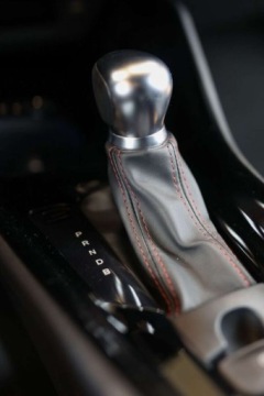 Toyota C-HR I Crossover Facelifting 1.8 Hybrid 122KM 2023 Toyota C-HR 1.8 Hybrid GPF GR Sport 1.8 Hybryda 122KM, zdjęcie 23