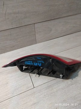8483. CAYMAN BOXTER SVĚTLO PRAVÝ ZADNÍ 98763142403